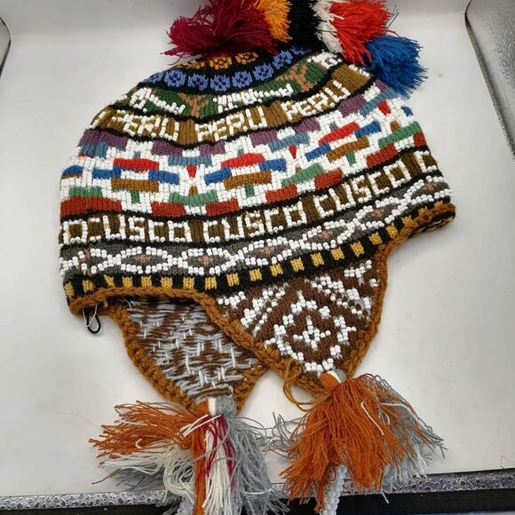 Peruvian Chullo Handwoven Peruvian Crafts Winter main image 4